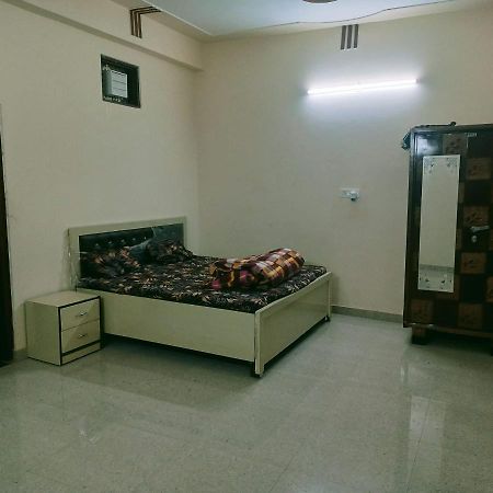 Radha Bhavan Vrindávan Kültér fotó